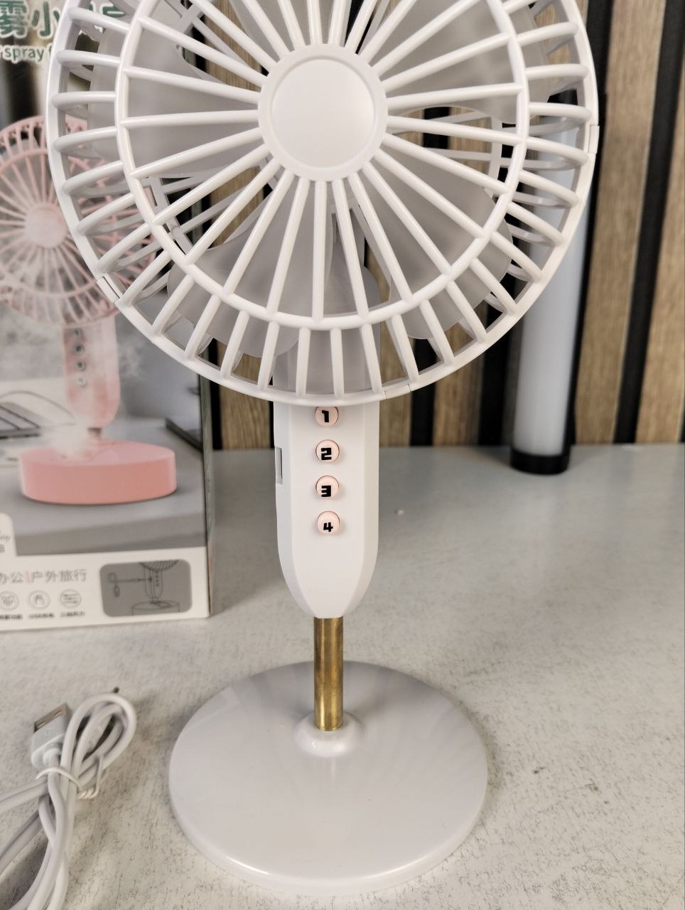 Mini Ventilateur de Bureau Portable USB - Ultra-Silencieux avec Batterie 1200mAh - مروحة المكتب اللاسلكية والمحمولة فائقة الهدوء بـ 3 سرعات