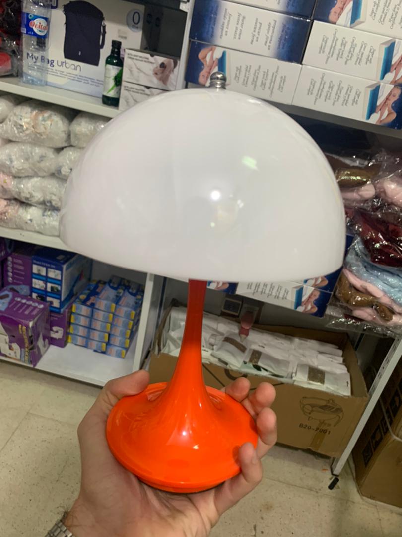 Lampe de Table LED Motif Champignon Design Unique