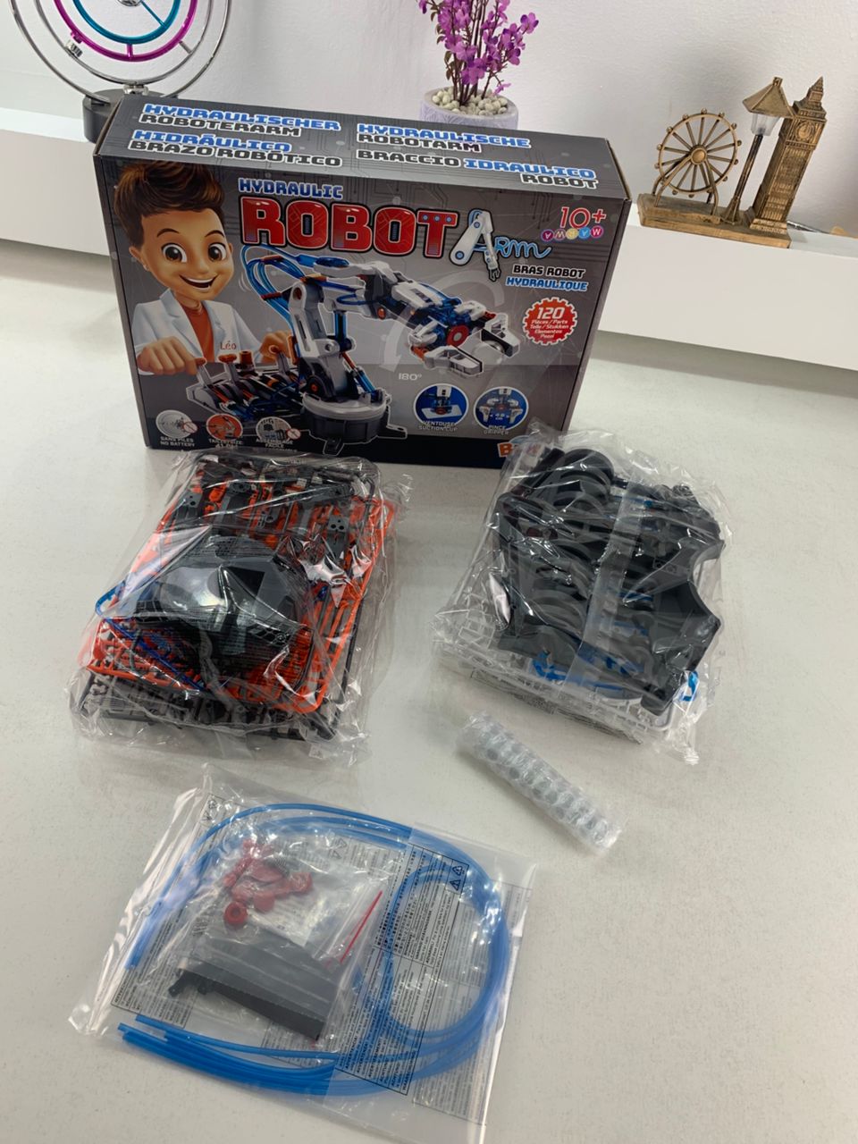 Buki Bras Robot Hydraulique Jeu éducatif pour Enfants – لعبة اليد الهيدروليكية للأطفال