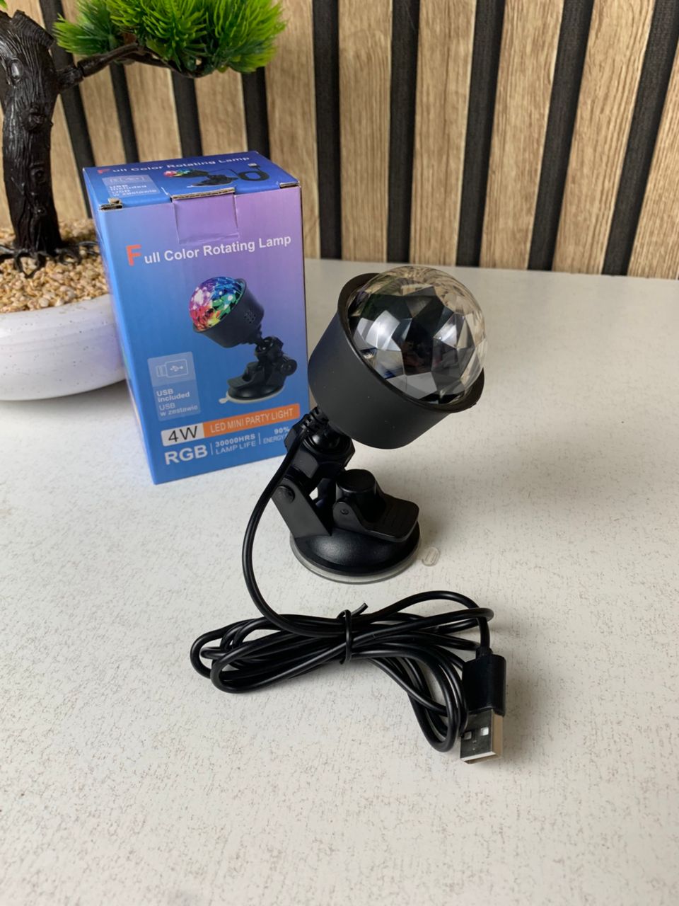 Lampe d’ambiance LED USB pour voiture avec rotation automatique RGB