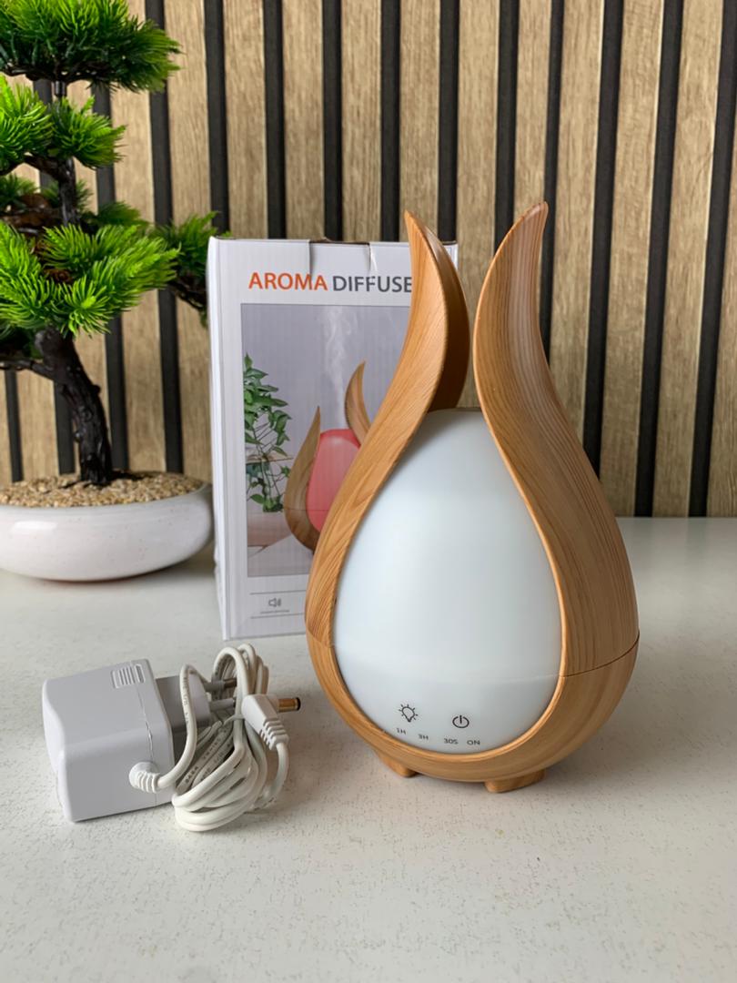 Humidificateur à Grain de Bois 200ml avec 7 Lumières de Couleur – معطر جو في الغرف