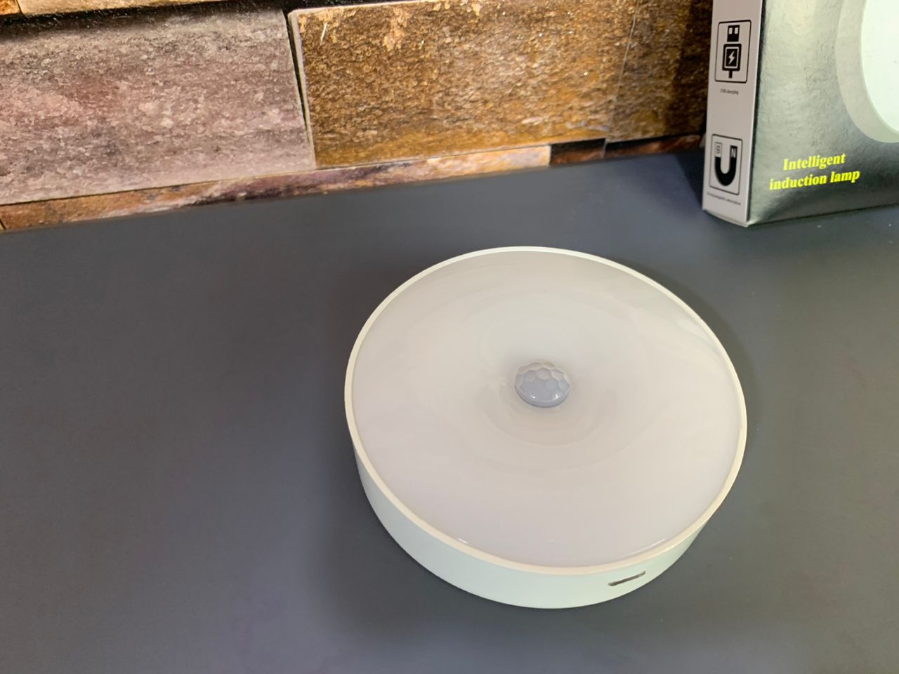 Lampe LED intelligente à capteur de mouvement sans fil Rechargeable