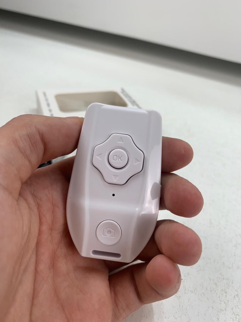 Télécommande Universelle pour Smartphone Bluetooth – يد تحكم لاسلكية للهواتف الذكية