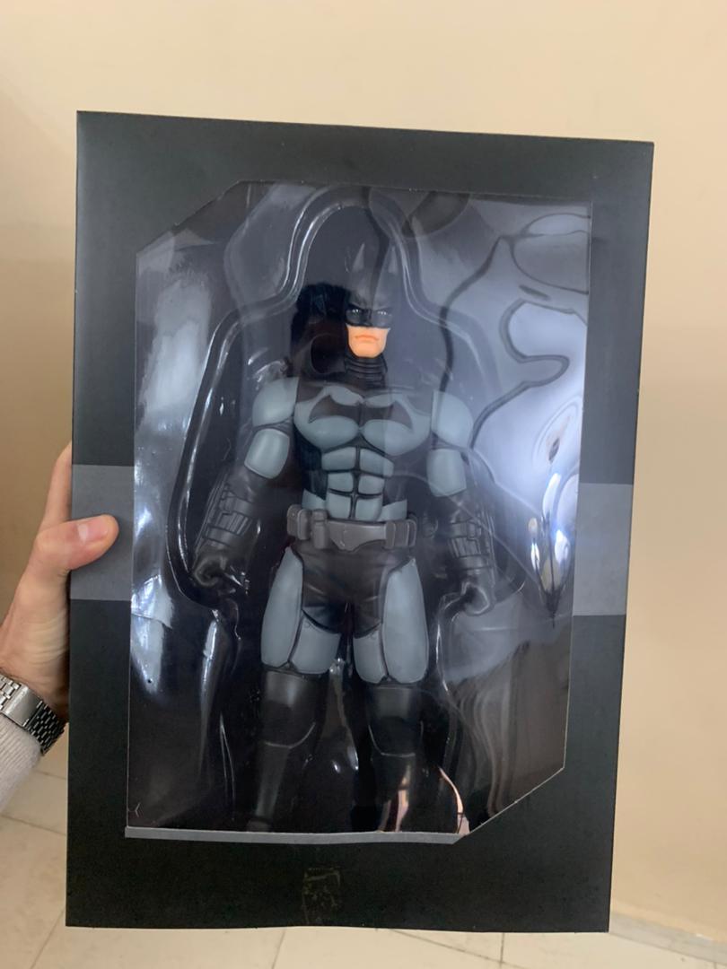 Figurine Géante Batman 30 cm en PVC Le Chevalier Noir à Collectionner
