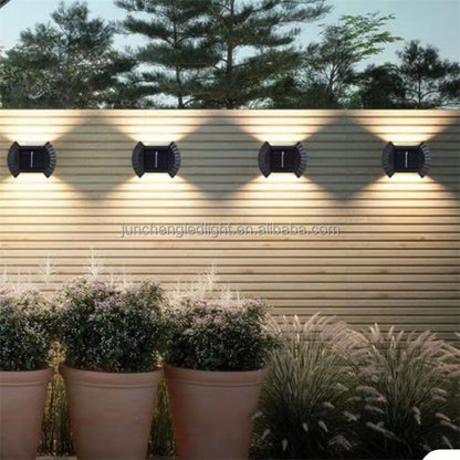 Appliques Murales Solaires Up & Down (Pack de 4Pcs) - طقم مصابيح حائط شمسية ذكية (4 قطع)