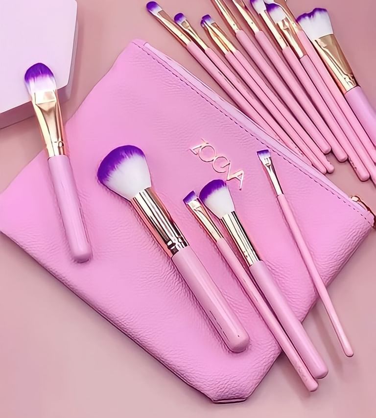 Pack Spécial Organisateur de maquillage + Trousse de 15 Pinceaux zoeva professionnels
