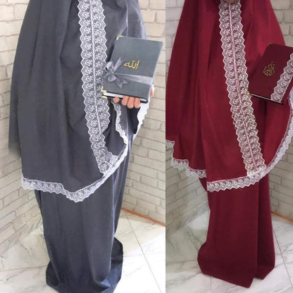 طقم صلاة نسائي 4 قطع برداء فضفاض وسجادة مبطنة مع غلاف للمصحف Kit De Prière 4 Pieces Pour Femmes En Tissu Doux Et Confortable
