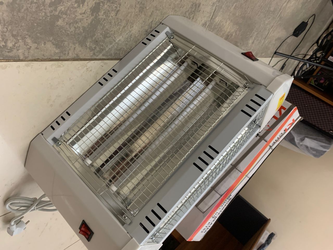 Kitchef Chauffage Électrique 3 Façades 2000W