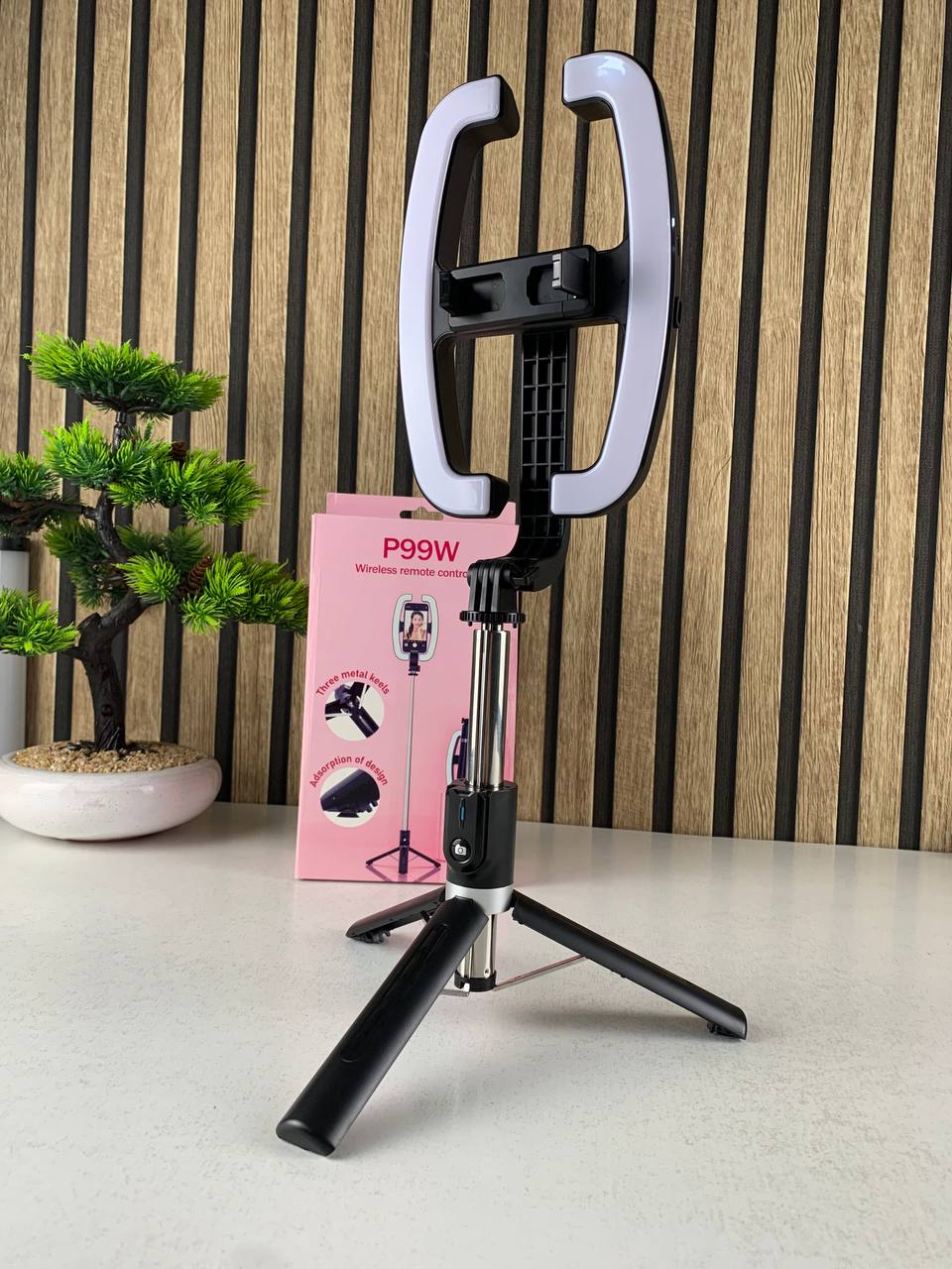 Perche à Selfie Extensible avec Support pour Téléphone et Lampe LED – عصا سيلفي مع إضاءة مدمجة ويد تحكم