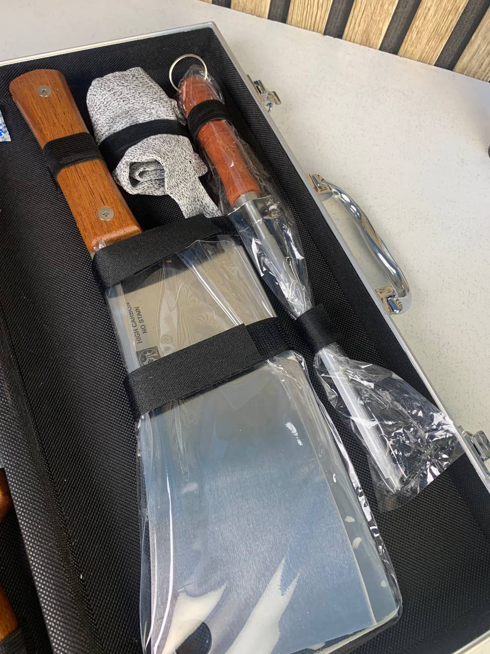 Coffret de Couteaux Professionnel avec Valise en Aluminium 9Pcs - طقم سكاكين الجزارة في حقيبة ألمنيوم صلبة