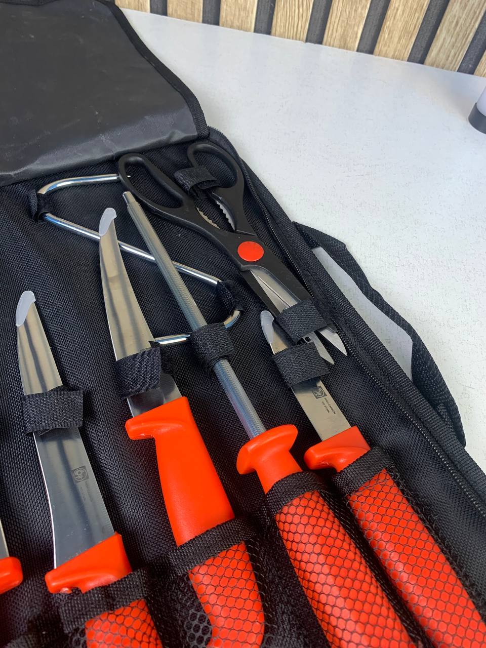 Kit de Cou-teaux de Dépeçage Professionnel - طقم سكا-كين الجزارة والس-لخ الاحترافي (9 قطع)