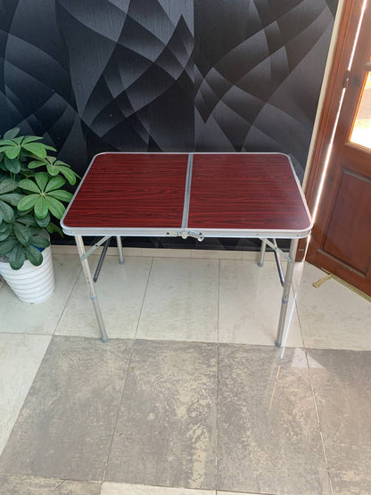 Table de Camping en Aluminium à Hauteur Réglable - طاولة تخييم ألمنيوم قابلة لتعديل الارتفاع
