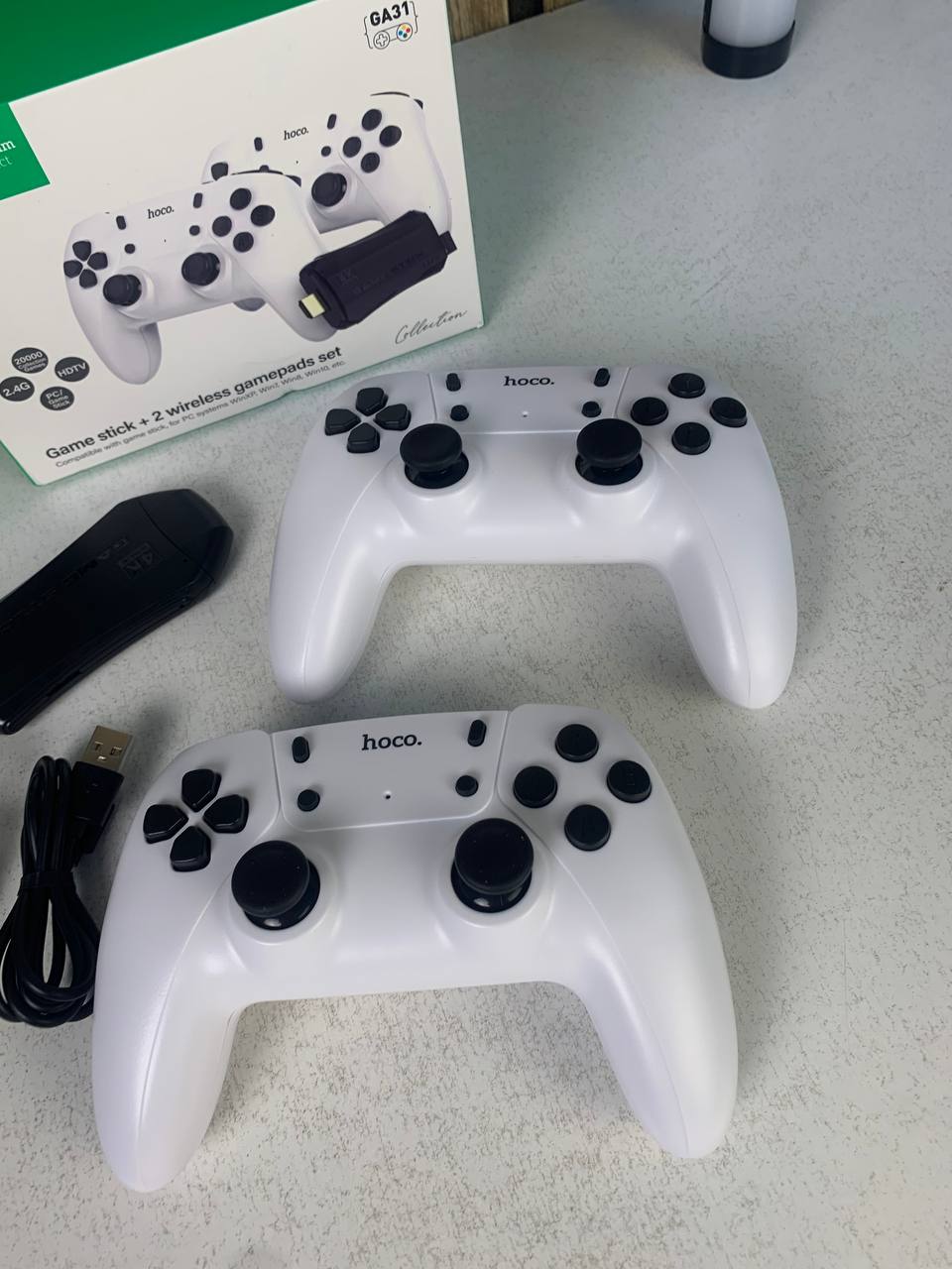 Console Rétro Hoco GA31 – 20 000 Jeux Intégrés avec 2 Manettes Sans Fil - منصة الألعاب الكلاسيكية مع يدين تحكم