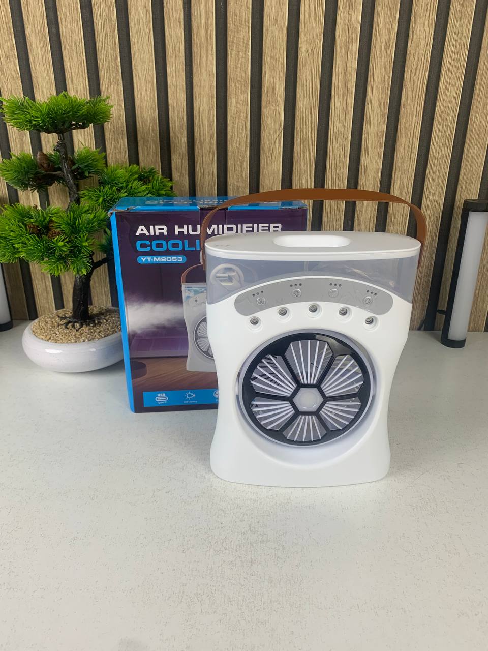 Ventilateur Brumisateur de Bureau Portable USB avec Éclairage - مروحة المكتب الذكية برذاذ الماء والترطيب بـ 3 سرعات