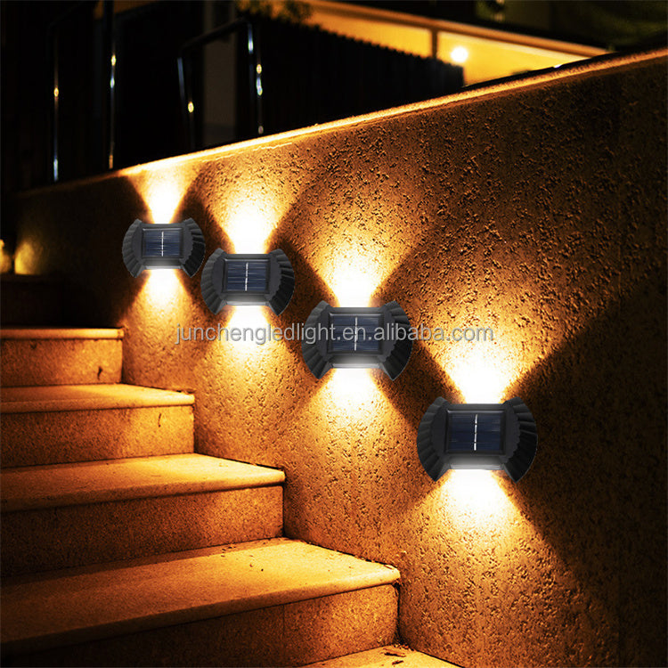 Appliques Murales Solaires Up & Down (Pack de 4Pcs) - طقم مصابيح حائط شمسية ذكية (4 قطع)