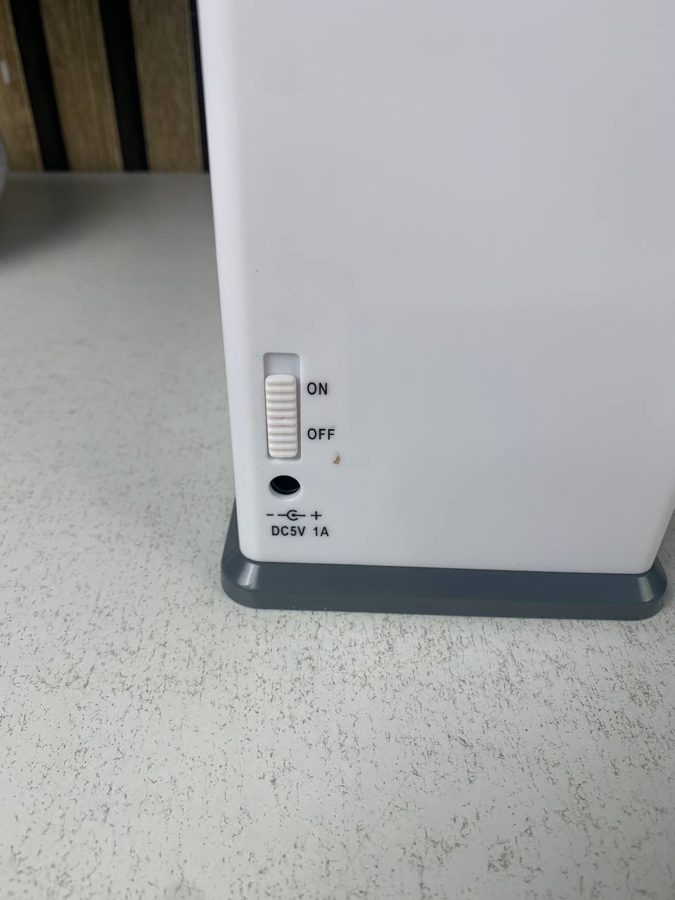 Refroidisseur d'Air Évaporatif Portable USB/AC Blu Breeze - مبرد هواء محمول مع نظام طاقة مزدوج