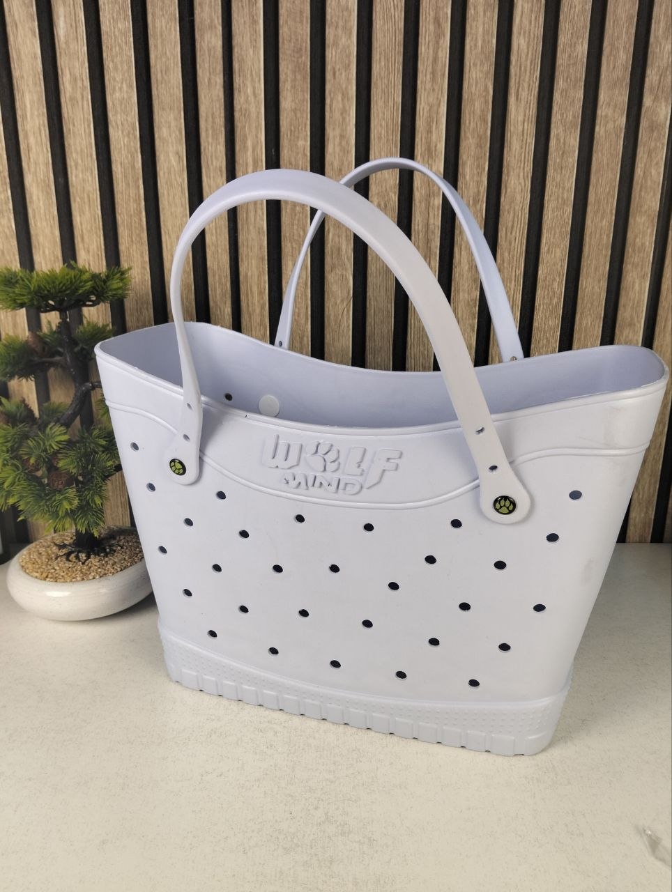 Sac de Plage Eva et Silicone Garni de Trous Grand Cabas Imperméable Tendance pour Été - حقيبة الشاطئ السيليكونية العصرية المقاومة للماء