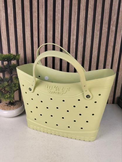 Sac de Plage Eva et Silicone Garni de Trous Grand Cabas Imperméable Tendance pour Été - حقيبة الشاطئ السيليكونية العصرية المقاومة للماء