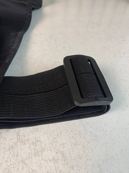 Gilet Support de téléphone pour sports unisex - سترة رياضية لحمل الهاتف للجنسين