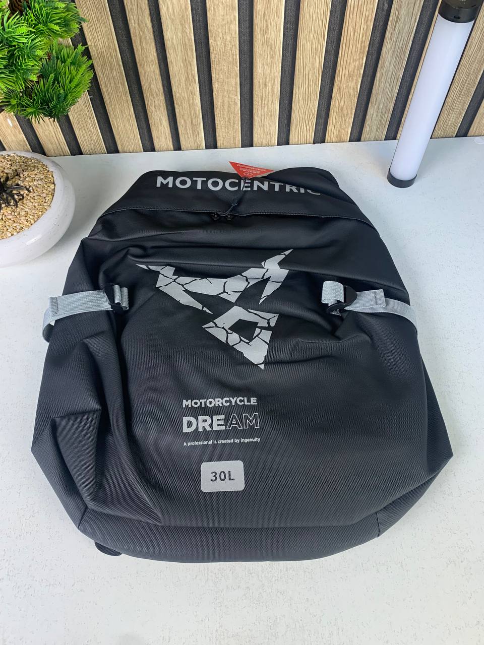 Sac à Dos MOTOCENTRIC pour Casque de Moto - حقيبة ظهر المخصصة لخوذة الدراجة النارية