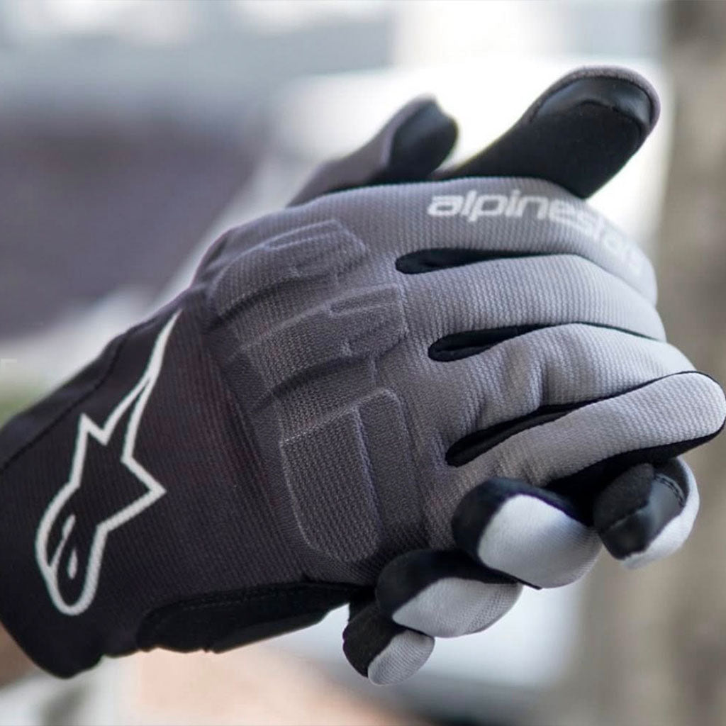 Gants de moto Alpinestars Reef V2 Touche Tactile – قفازات إحترافية لسائقي الدراجات