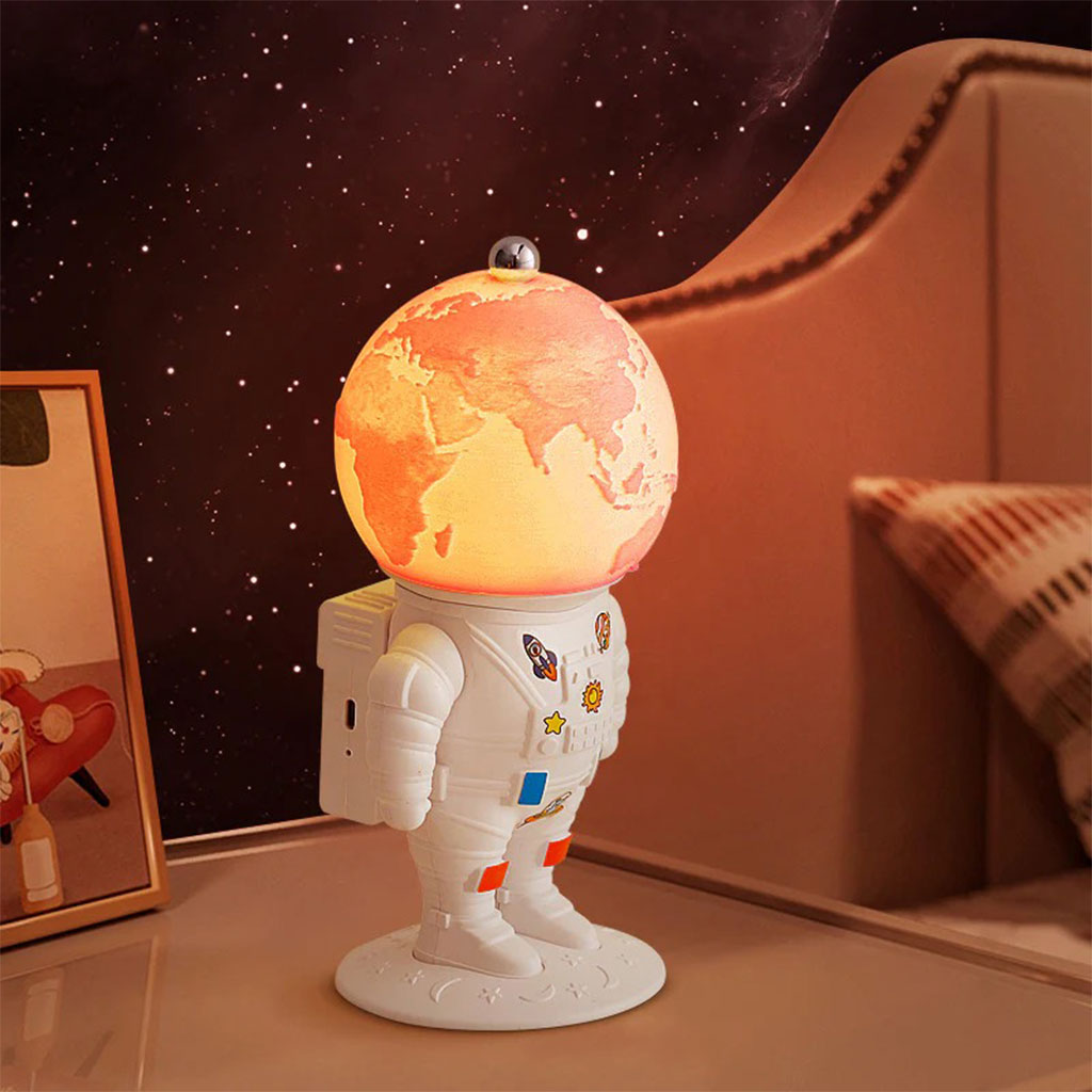 Lampe Astronaute lunaire avec télécommande et LED 16 couleurs – مصباح رجل الفضاء