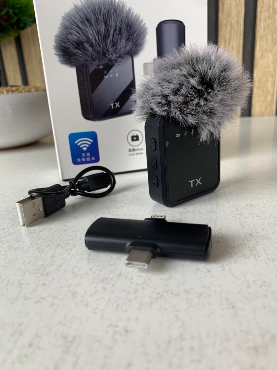 Microphone Sans Fil Professionnel 2en1 pour iPhone et Android F15 – ميكروفون لاسلكي متعدد المنافذ