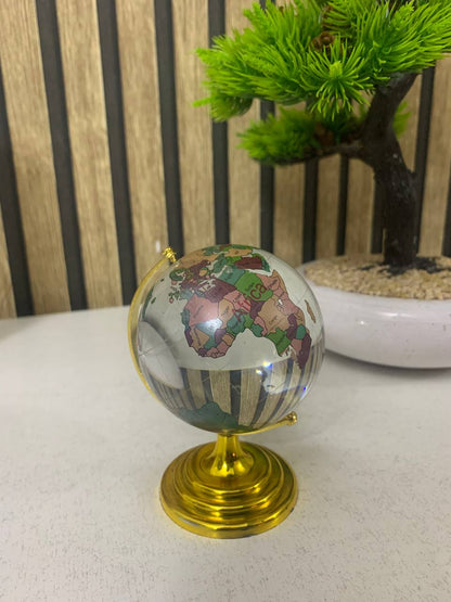 Globe en cristal décoratif rotatif parfait pour un bureau - كرة كريستالية بخريطة العالم