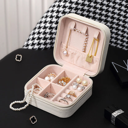 Firla Mini Boîte à Bijoux en cuir avec fermeture éclair – علبة تنظيم المجوهرات