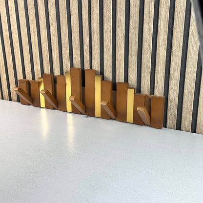 Porte-Manteau Mural Design Piano en Bois avec Touches Dorées - علاقة ملابس خشبية