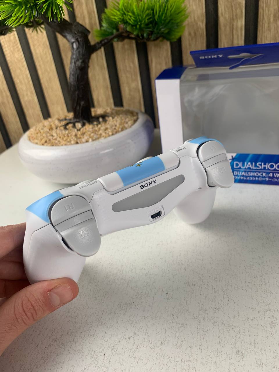 SONY DualShock Manette PS4 Sans Fil, Batterie Rechargeable (High Copy) – Edition Argentina