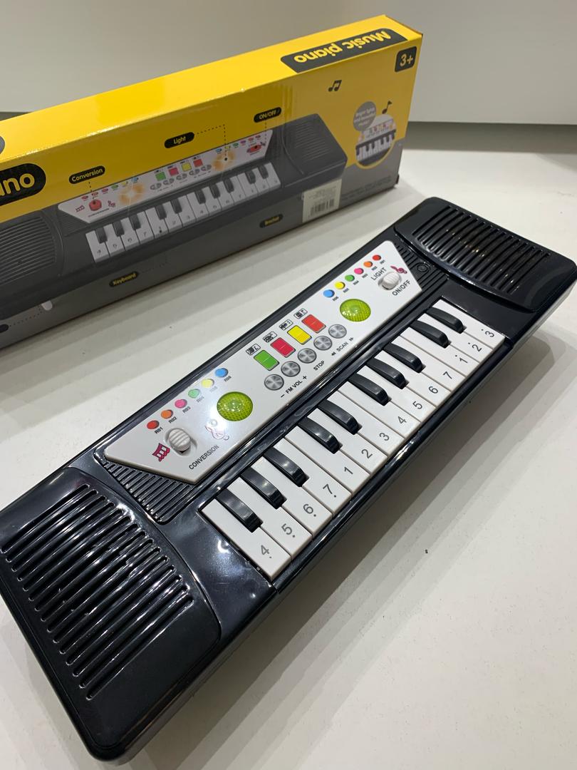 Piano musical pour enfants avec lumières spéciales – بيانو أطفال