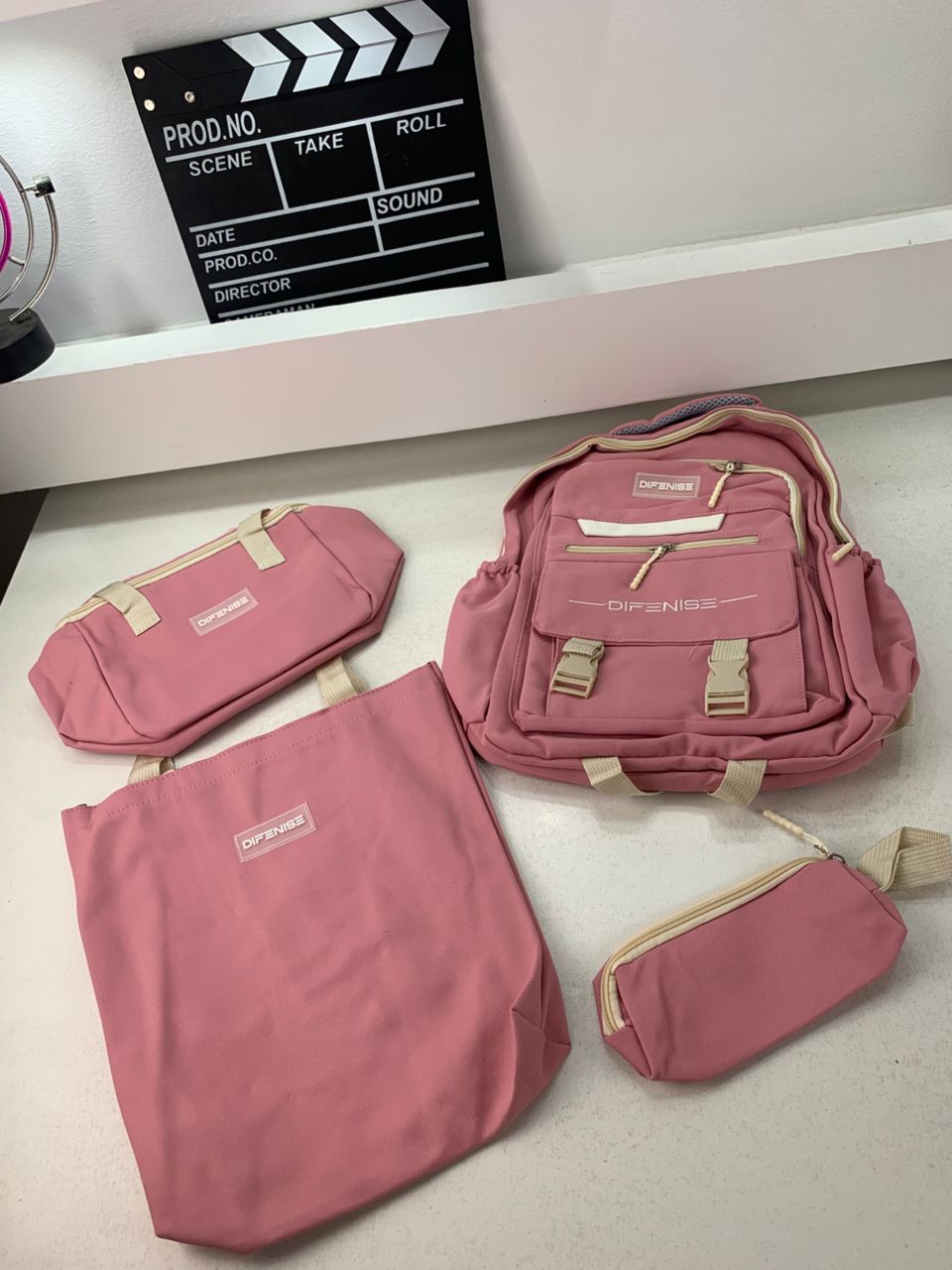 Ensemble de sac à dos kawaii 4Pcs avec porte manger isotherme rose – طقم محفظة مع حقيبة حفظ الطعام