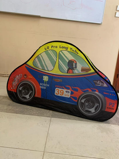 Tente de Jeu Voiture de Course Pop-Up pour Enfants – خيمة لعب سيارة سباق للأطفال مع 50 كرة بلاستيكية
