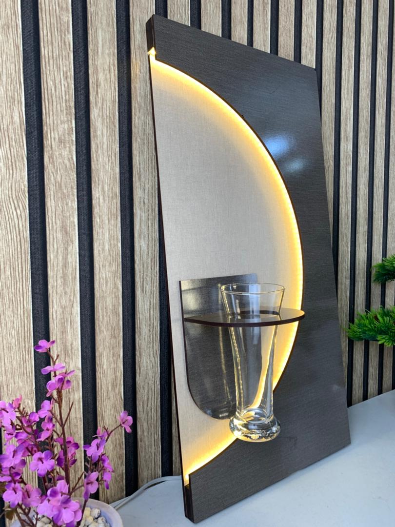 Panneau Mural Décoratif avec Éclairage LED Design Moderne en Bois V4