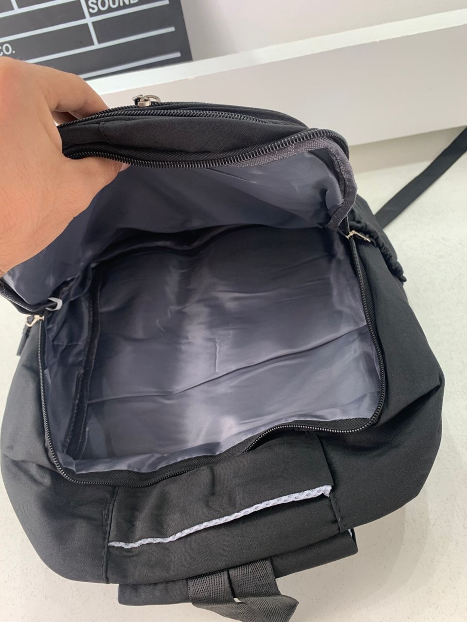 Sac à Dos Enfant Kawaii Capybara Noir – حقيبة ظهر للأطفال سوداء