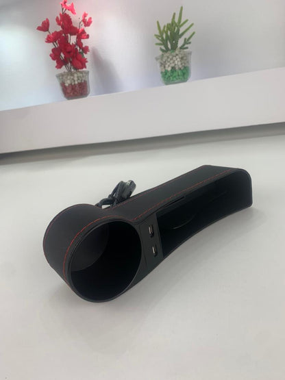 Organisateur Latéral de Console avec Chargeur USB et Porte-Gobelet – منظم جانبي لسيارة مع شاحن USB وحامل أكواب