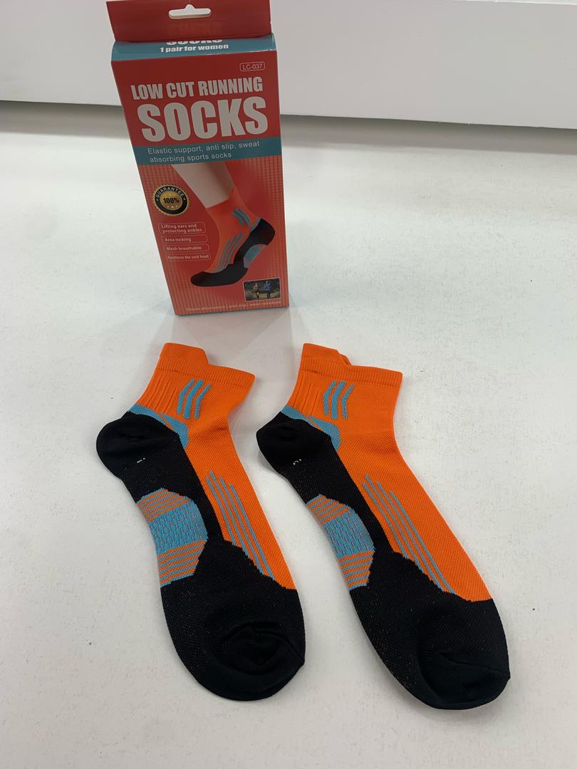 Chaussettes de Sport à la Cheville Antidérapant Orange – جوارب رياضية غير قابلة للإنزلاق