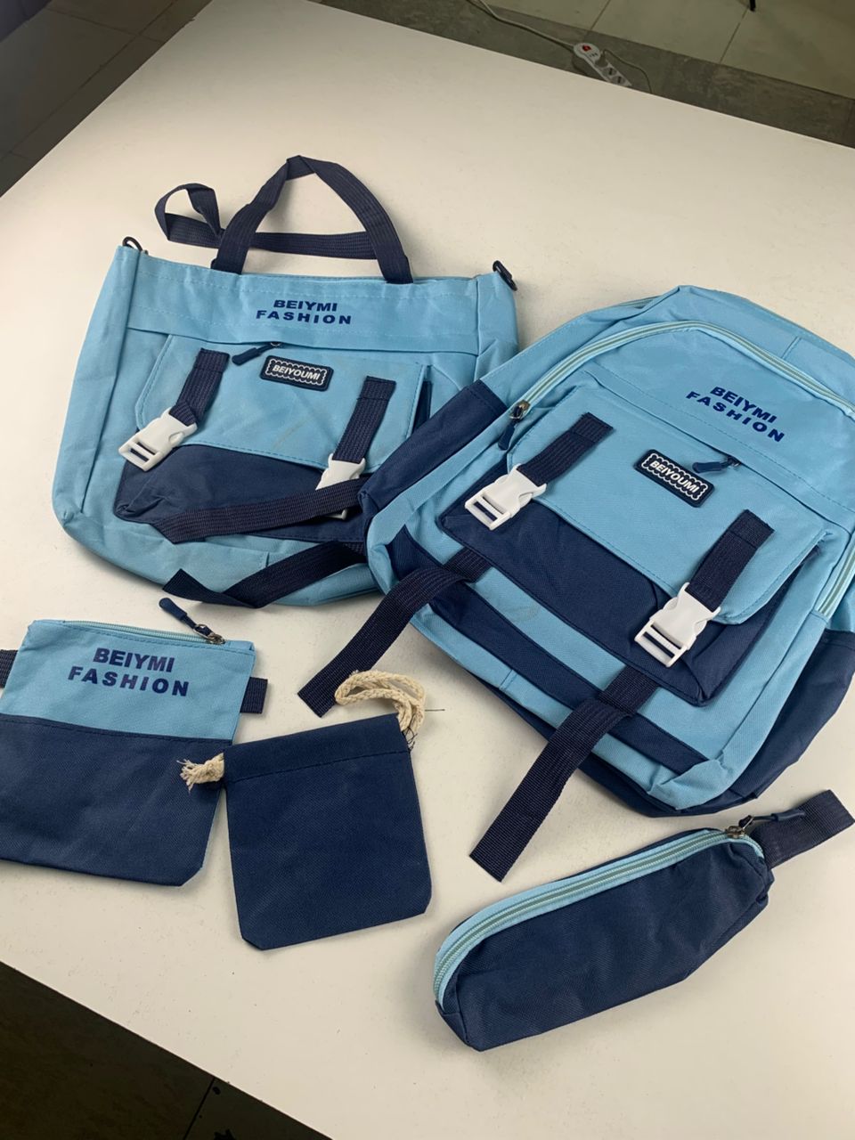 Ensemble de sacs d’école Kawai pour adolescents 5Pcs Bieyoumi Fashion Bleu – محفظة 5 قطع كاواي أزرق