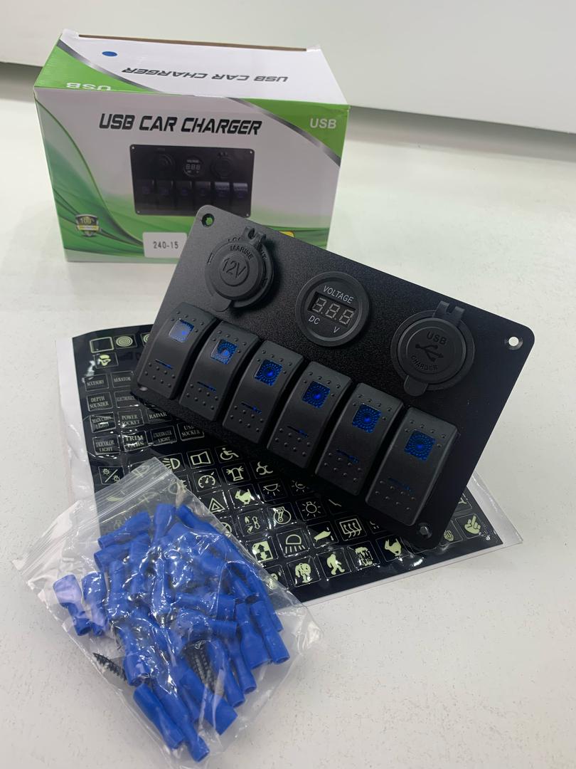 Panneau de commande 12 V pour Bateau avec Affichage de Voltage – لوحة تحكم
