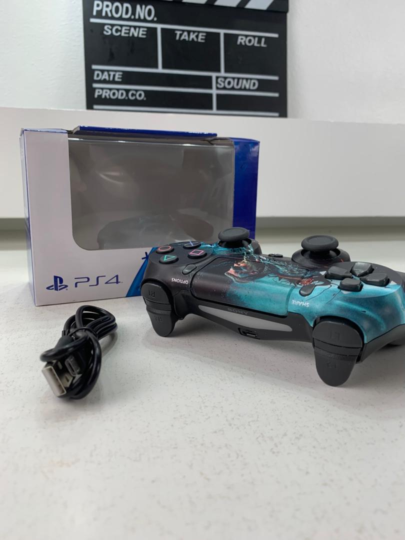 SONY DualShock Manette PS4 Sans Fil, Batterie Rechargeable (High Copy) – Edition Valhala AC