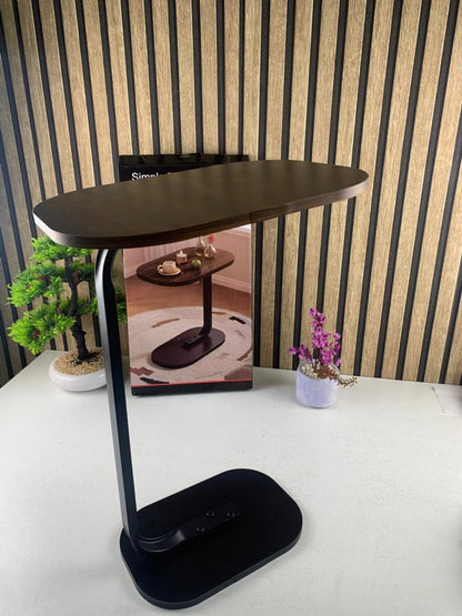 Table d’appoint en bois pour petits espaces en Forme de C – طاولة خشبية للمساحات الضيقة