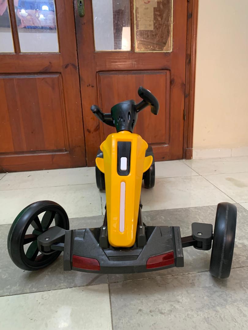 Voiture karting électrique pliable 12V pour enfants avec marche arrière – سيارة سباق كهربائية للأطفال