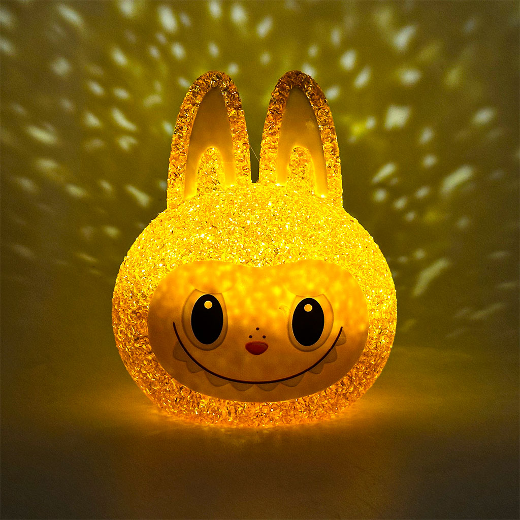 Mini Veilleuse pour Chambre d’Enfants Éclairage Doux et Ambiance Magique – مصباح لغرف الأطفال تنزوت