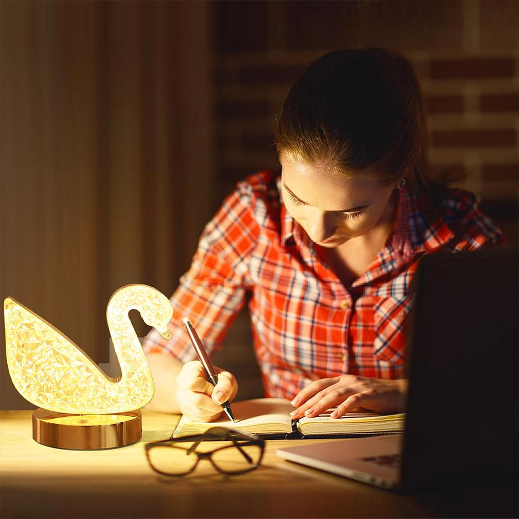 Lampe de Table et Veilleuse à Intensité Variable en Crystal