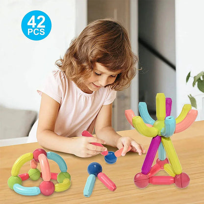 Blocs de Construction Magnétiques 42 pièces pour Enfants – لعبة تركيب القطع المغناطسية للأطفال