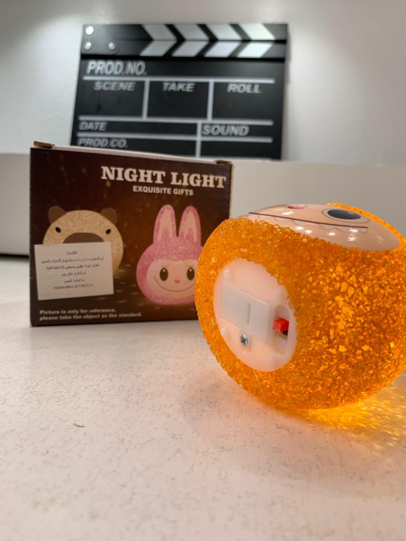Mini Veilleuse pour Chambre d’Enfants Éclairage Doux et Ambiance Magique – مصباح لغرف الأطفال