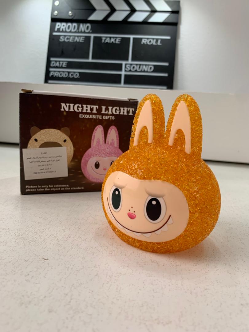 Mini Veilleuse pour Chambre d’Enfants Éclairage Doux et Ambiance Magique – مصباح لغرف الأطفال