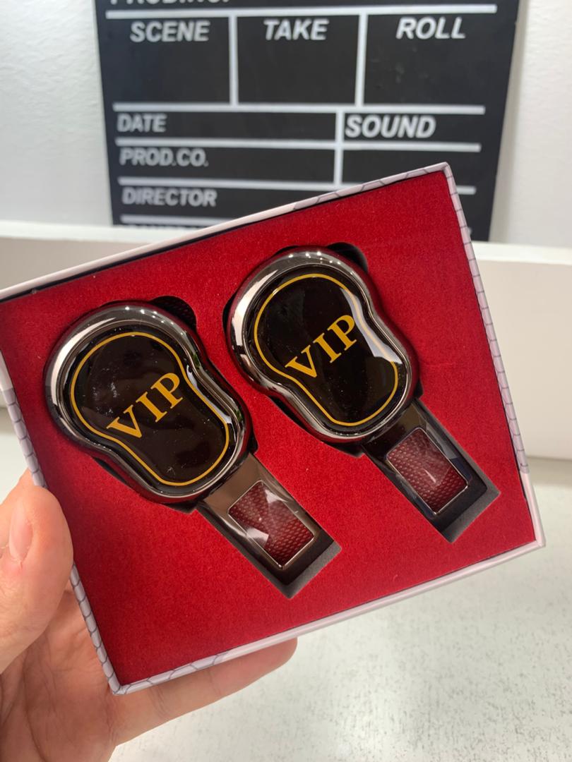 Attache Ceinture pour voiture 2Pcs Design VIP
