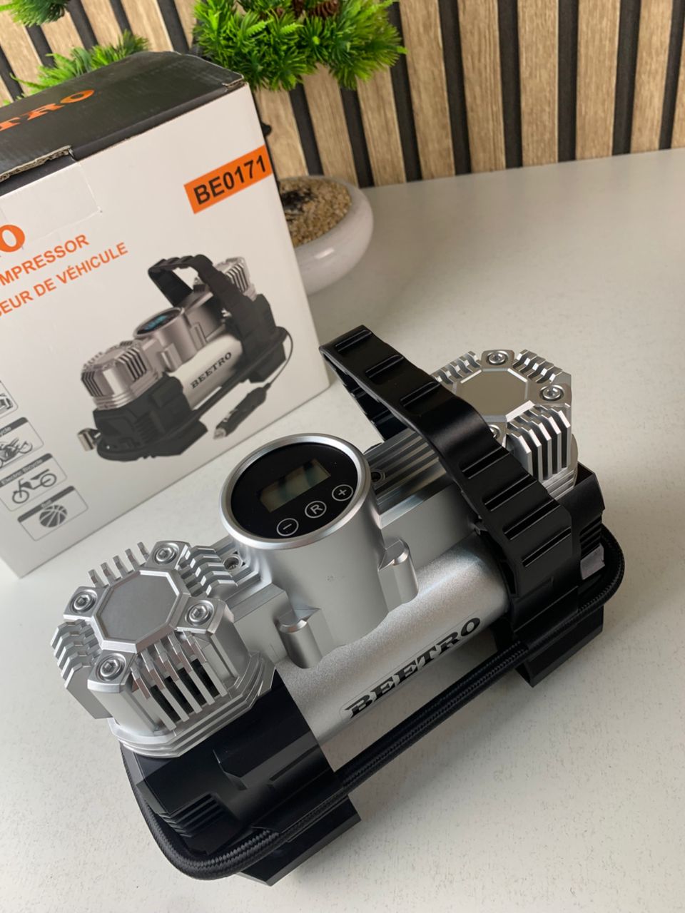 Compresseur de voiture à double piston écran LCD 180W 150psi BE0171 – جهاز ضغط العجلات للسياراة